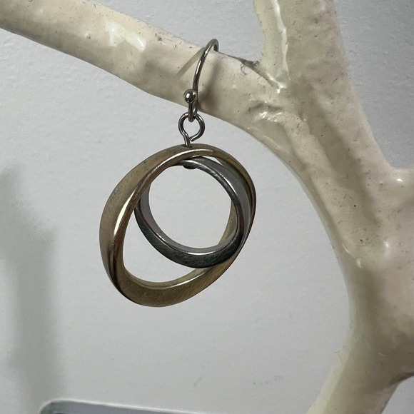 Two-Tone Silver Tone and Gold Tone Interlocking Circle Dangle Earrings - Picture 6 of 7